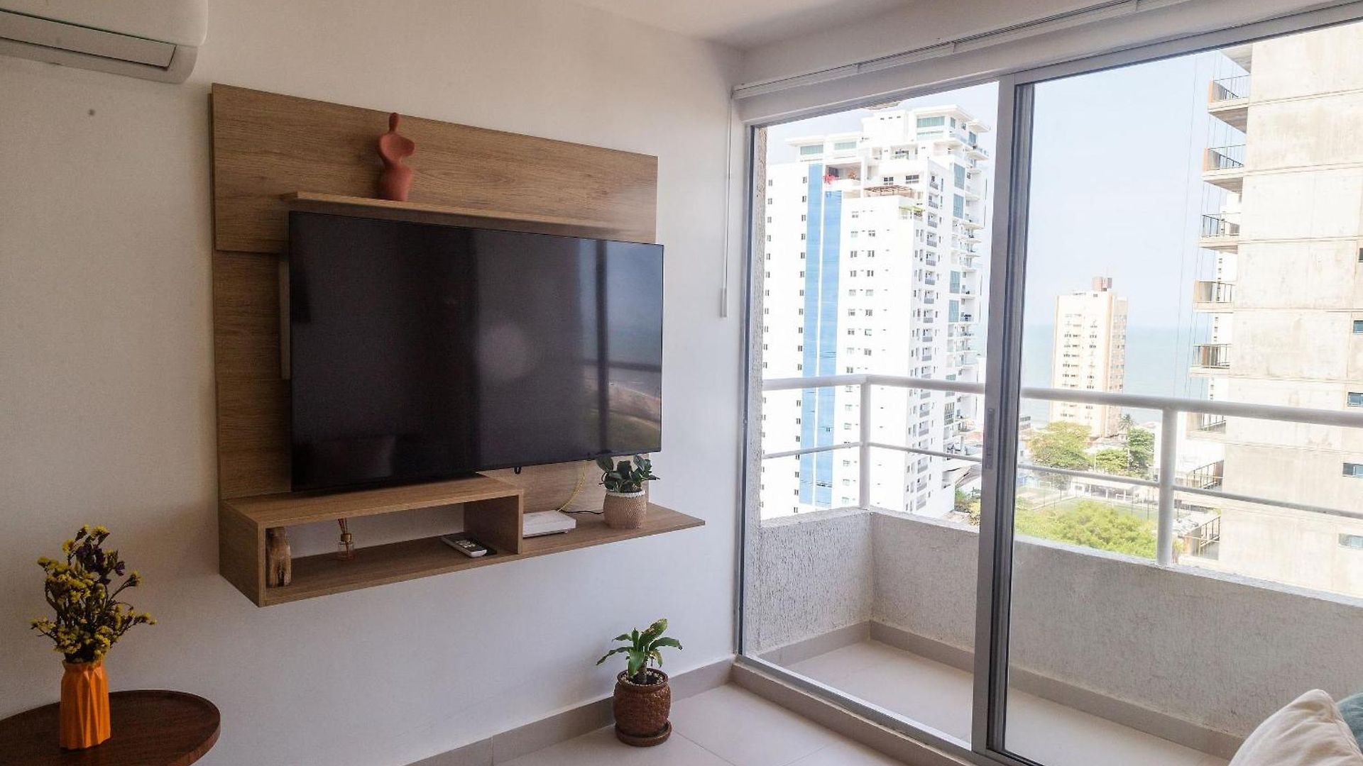 Apartamento Moderno 3h Vista Mar Lateral · Ubicación Ideal Cartagena
