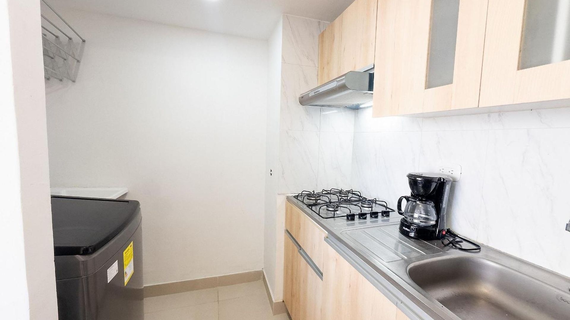 Apartamento Moderno 3h Vista Mar Lateral · Ubicación Ideal *