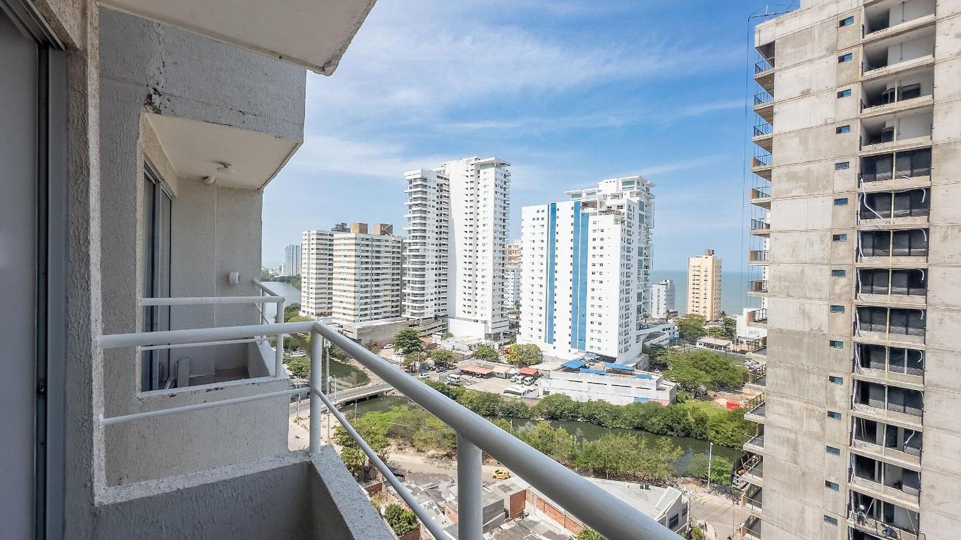 Apartamento Moderno 3h Vista Mar Lateral · Ubicación Ideal Cartagena