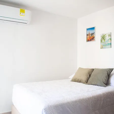 Apartamento Moderno 3h Vista Mar Lateral · Ubicación Ideal