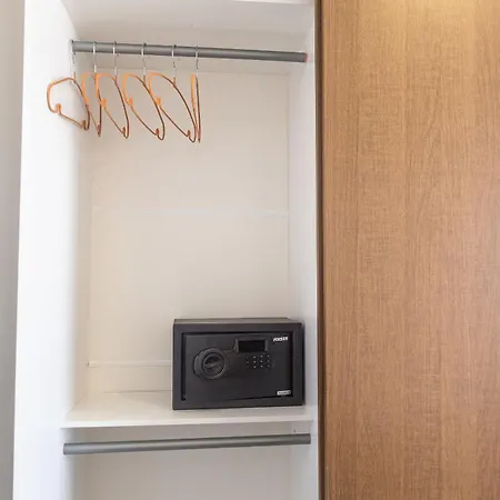 Apartamento Moderno 3h Vista Mar Lateral · Ubicación Ideal